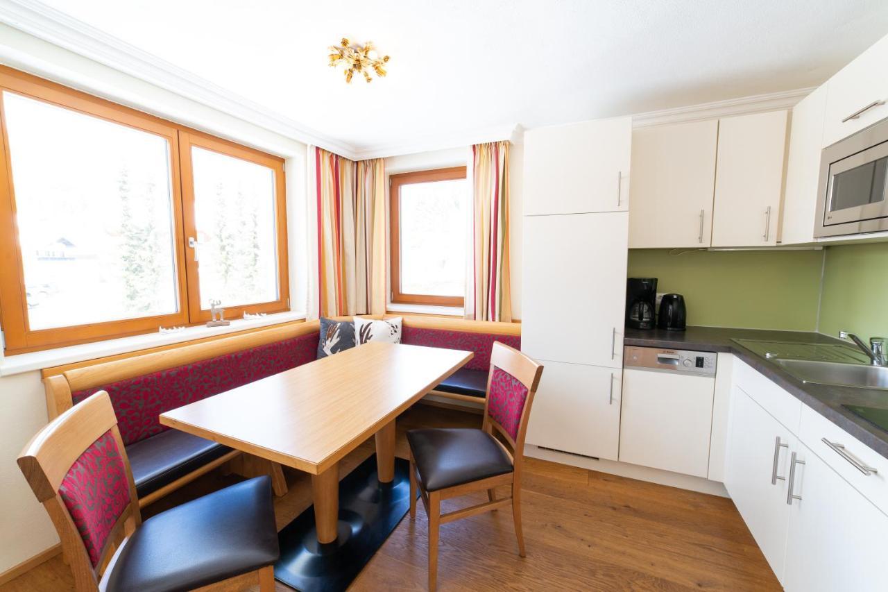 Aparthotel Hirschenau Filzmoos Bagian luar foto