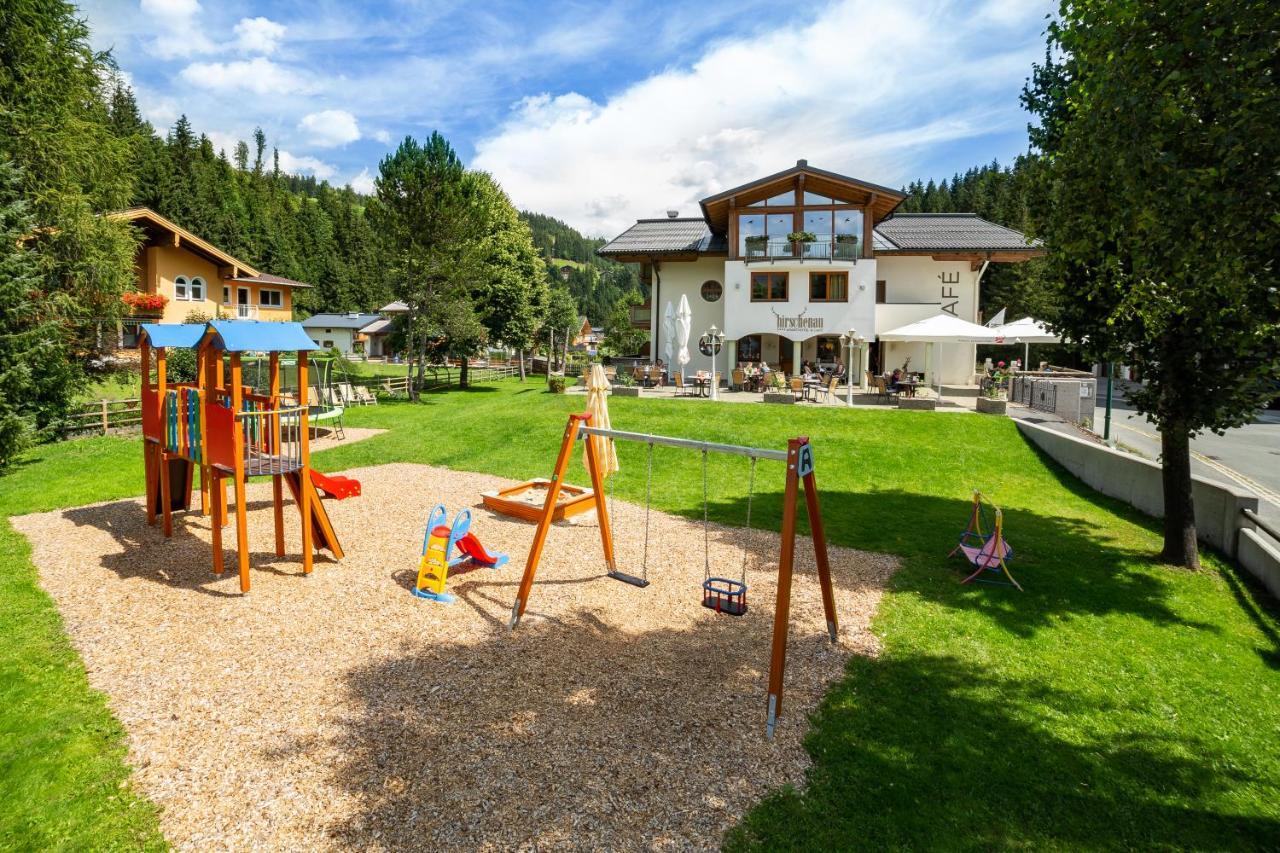 Aparthotel Hirschenau Filzmoos Bagian luar foto